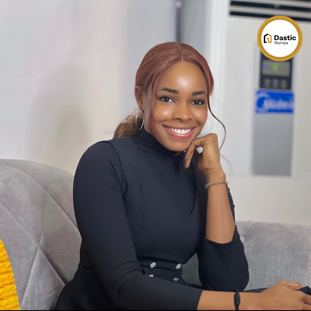 Christabel Ifeanacho _ Front Desk